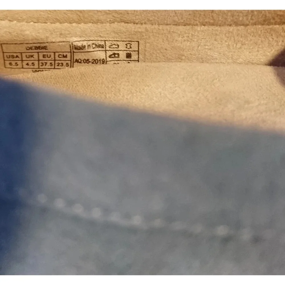 VIONIC Chill Debbie Suede Loafers Women's Size 6.5‎ Tan Slip On Comfort Shoes